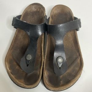 Birkenstock Gizeh Size 25 / 7-7.5 Girls Black Flip Flop Style